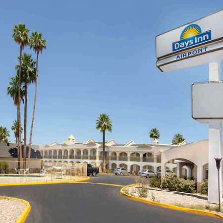 Days Inn By Wyndham Airport - Финикс Екстериор снимка