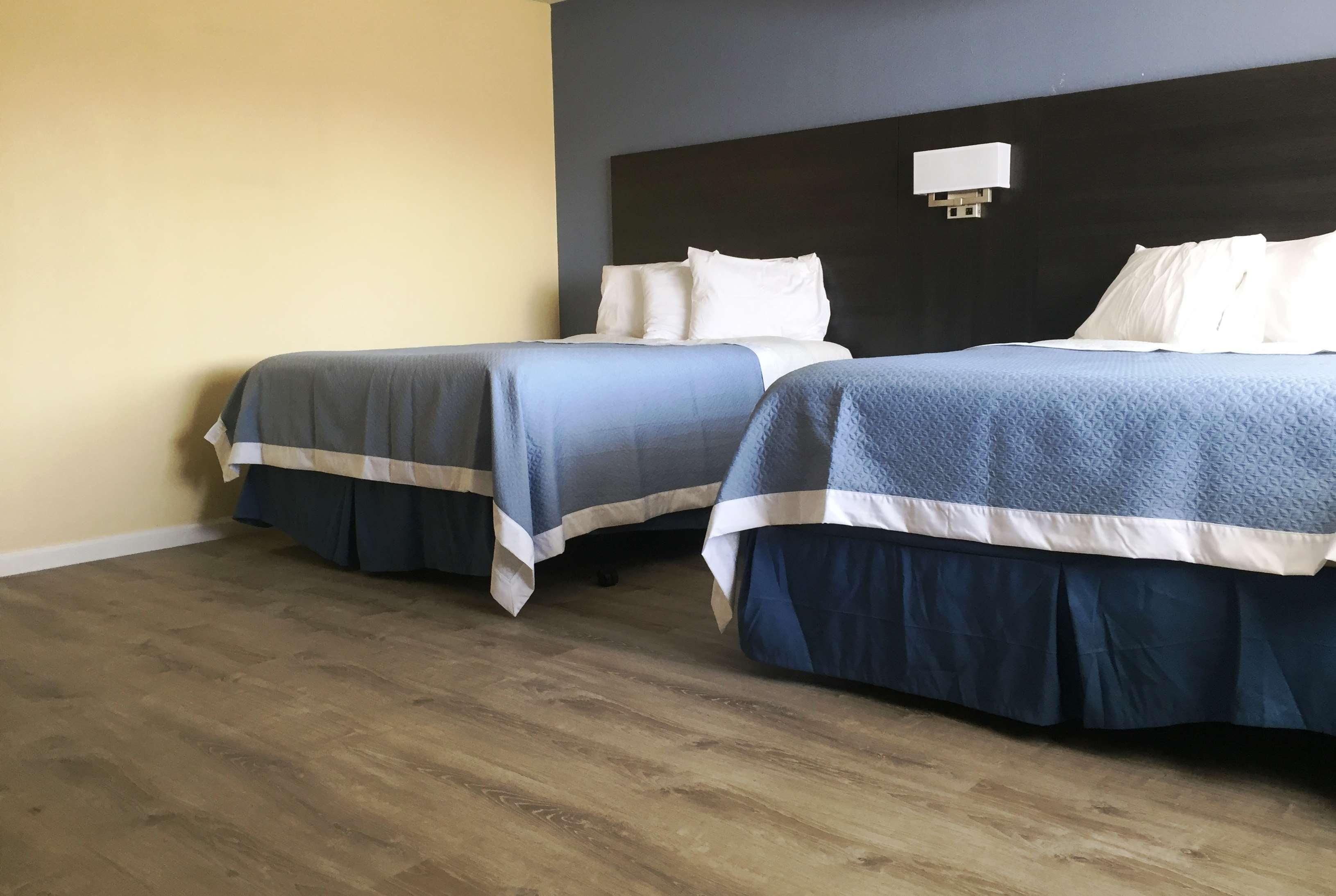 Days Inn By Wyndham Airport - Финикс Екстериор снимка